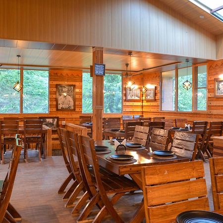 Tiger Fall Eco Resort Чакрата Екстериор снимка