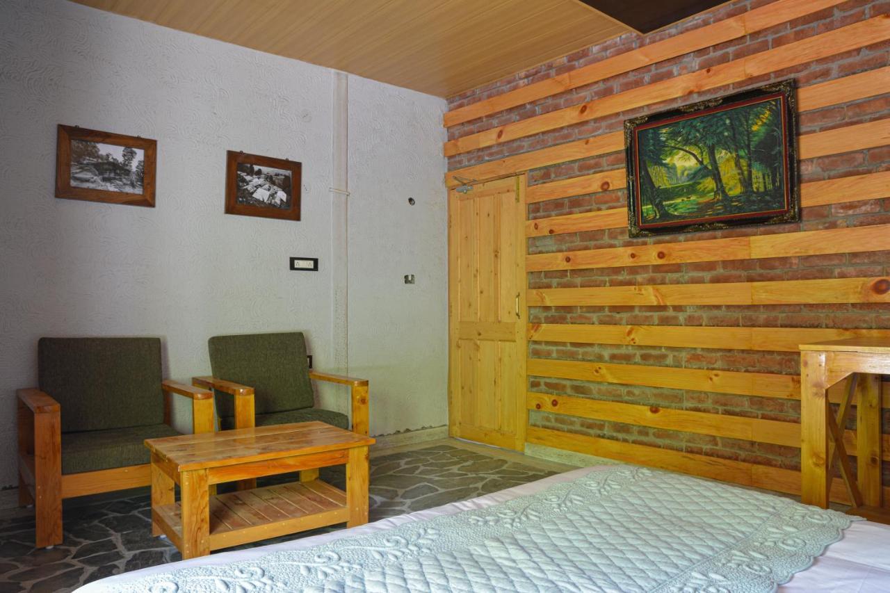 Tiger Fall Eco Resort Чакрата Екстериор снимка
