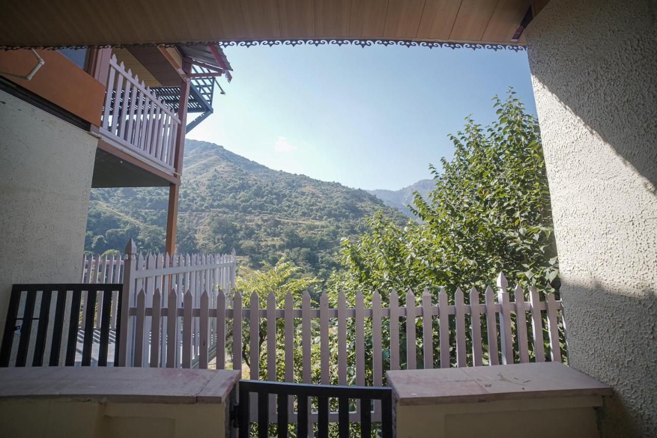 Tiger Fall Eco Resort Чакрата Екстериор снимка